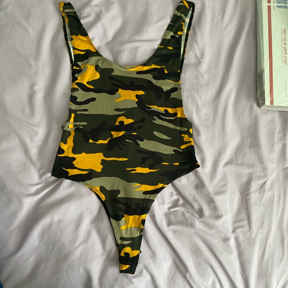Fashion nova bodysuit